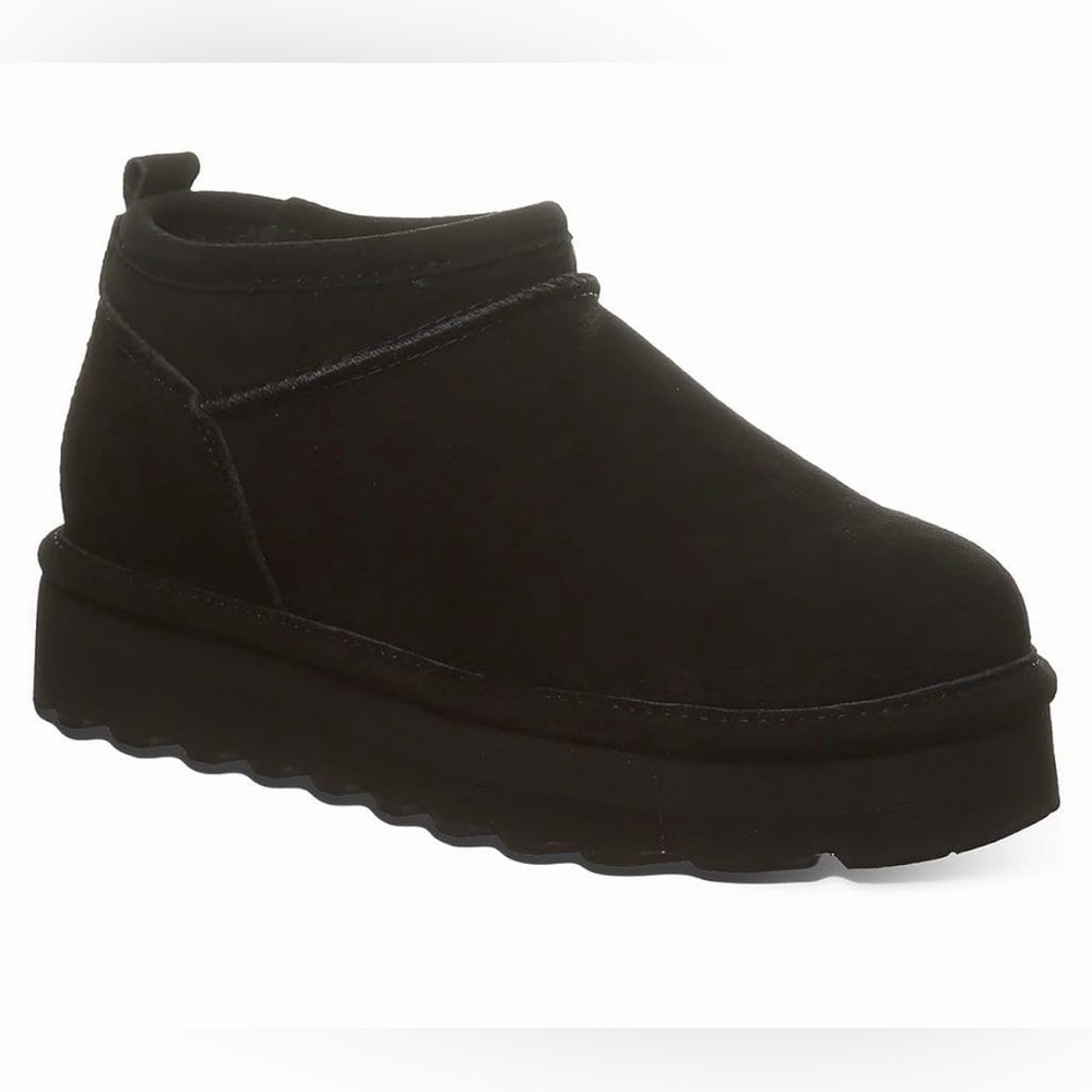 BEARPAW Daphne Womens Boot Size 8 US Black BRAND NEW W/OUT BOX Platform